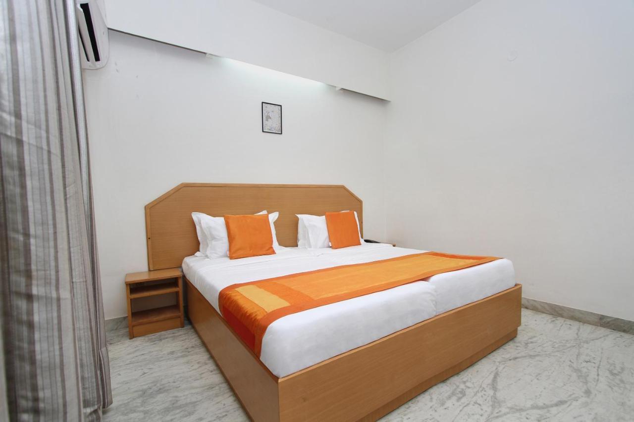 Oyo 5345 Hotel Sai Rennaissance Bangalore Bagian luar foto
