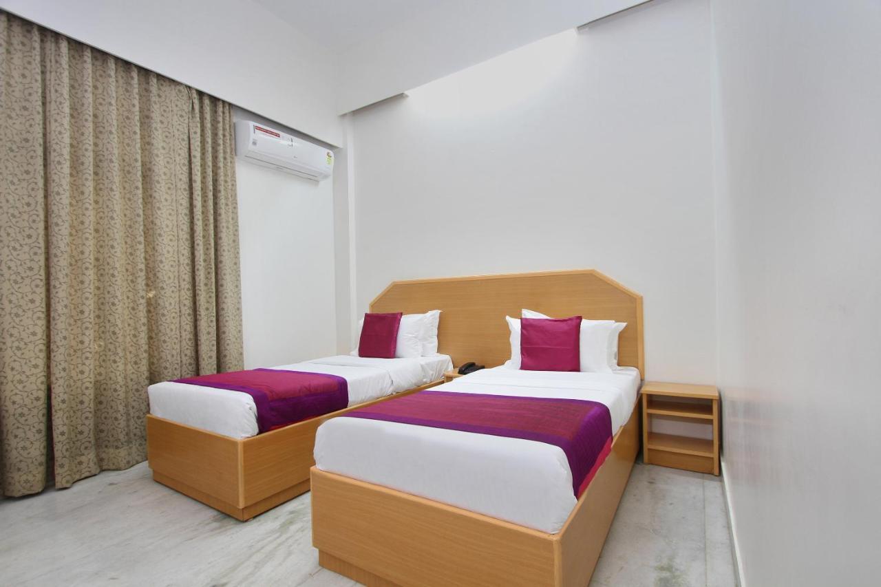 Oyo 5345 Hotel Sai Rennaissance Bangalore Bagian luar foto